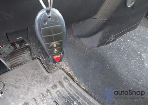 2017 Ram 1500 Express 4X4 6'4 Box z USA, uszkodzony, nr VIN 1C6RR7FT6HS811610